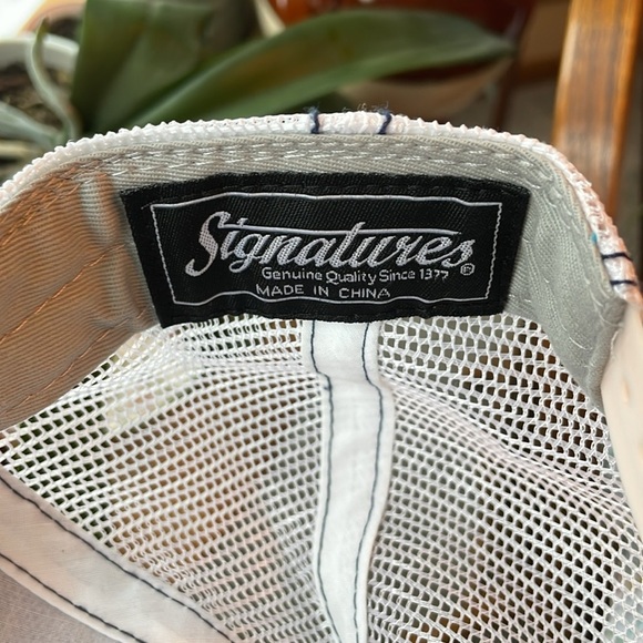 Signatures University Of Michigan Adjustable Cap Hat - Picture 7 of 7